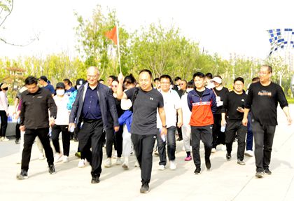 沧州市店组织开展 “行走大运河 强健体魄 奋进新征程”健步走比赛活动