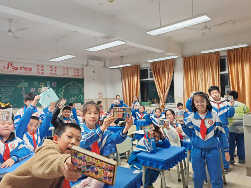 任丘新华书店非遗进校园，传统文化在校园里“活”起来啦～